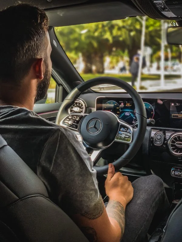 Benefits Of Hiring A Safe Driver For Night Travel